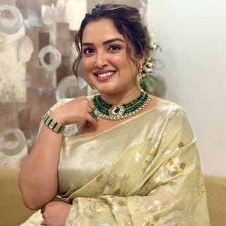Aamrapali Usha Shailesh Dubey