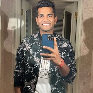 SHIVAM MAVI